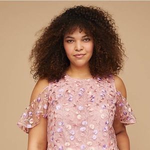 Cold shoulder mid drift top